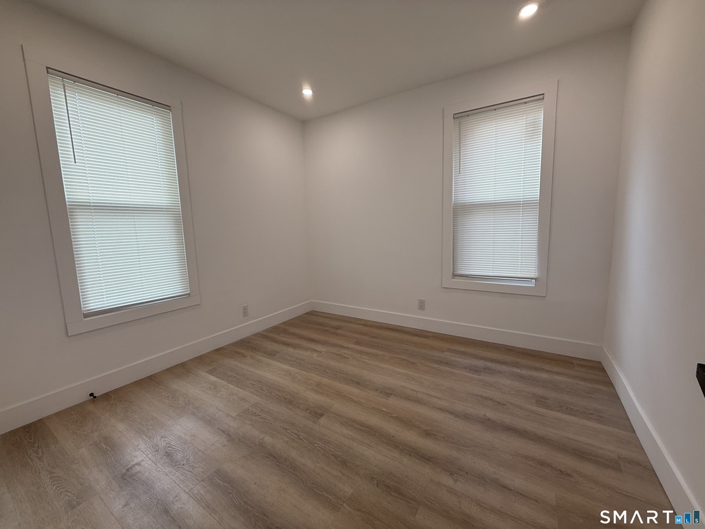 21-23 Elliott Street - Photo 7