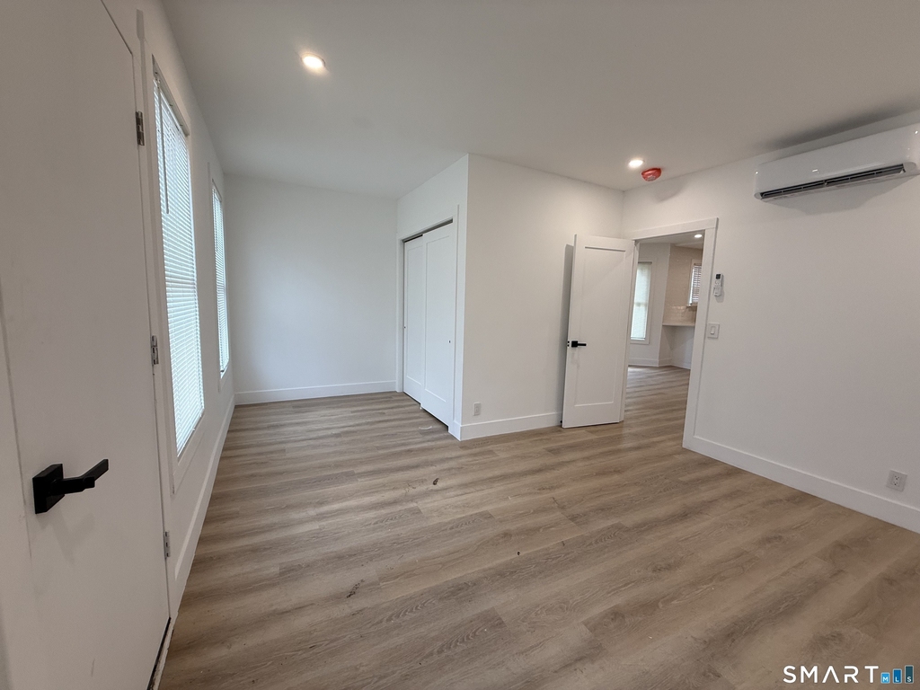 21-23 Elliott Street - Photo 8