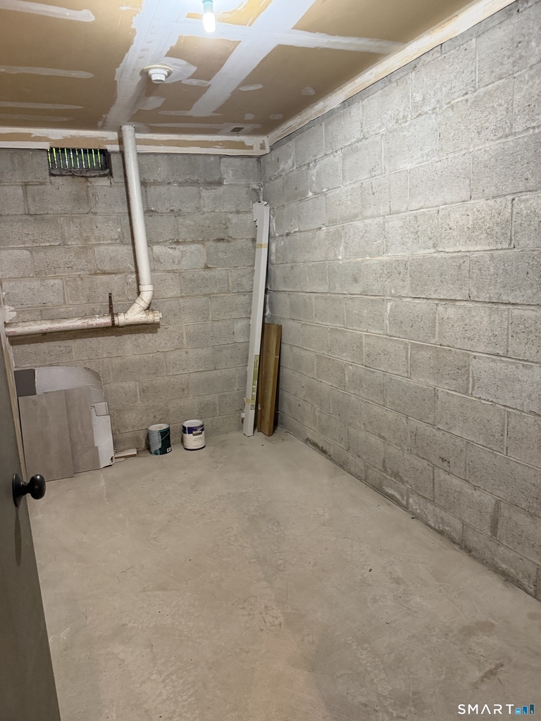8 Oakwood Avenue - Photo 17