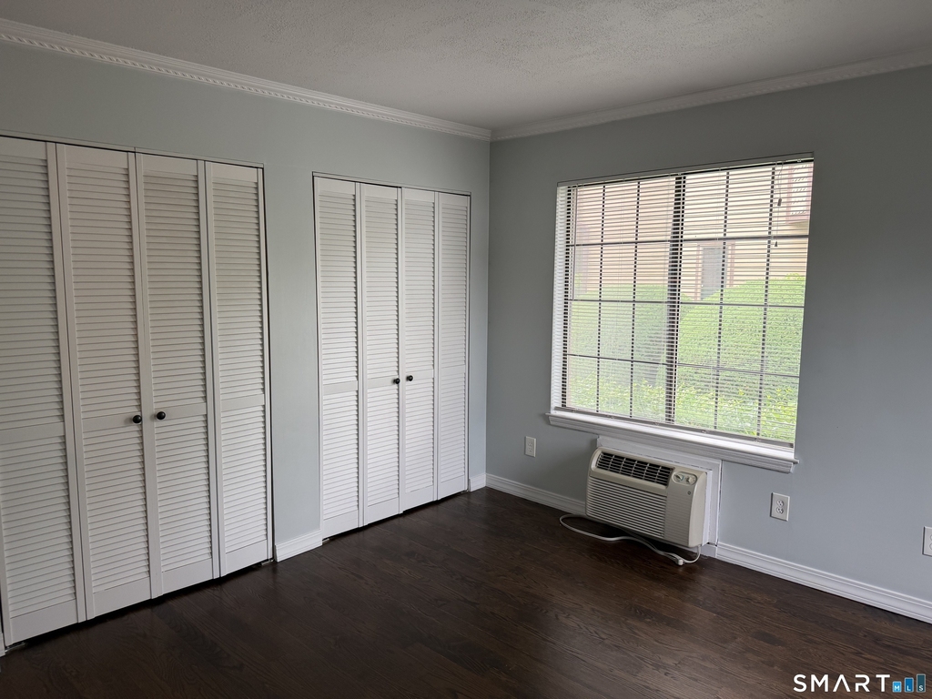 8 Oakwood Avenue - Photo 13