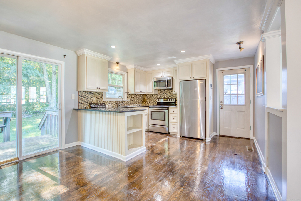 171 Newell Avenue - Photo 1