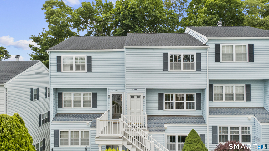 14-1/2 Fairview Avenue - Photo 0