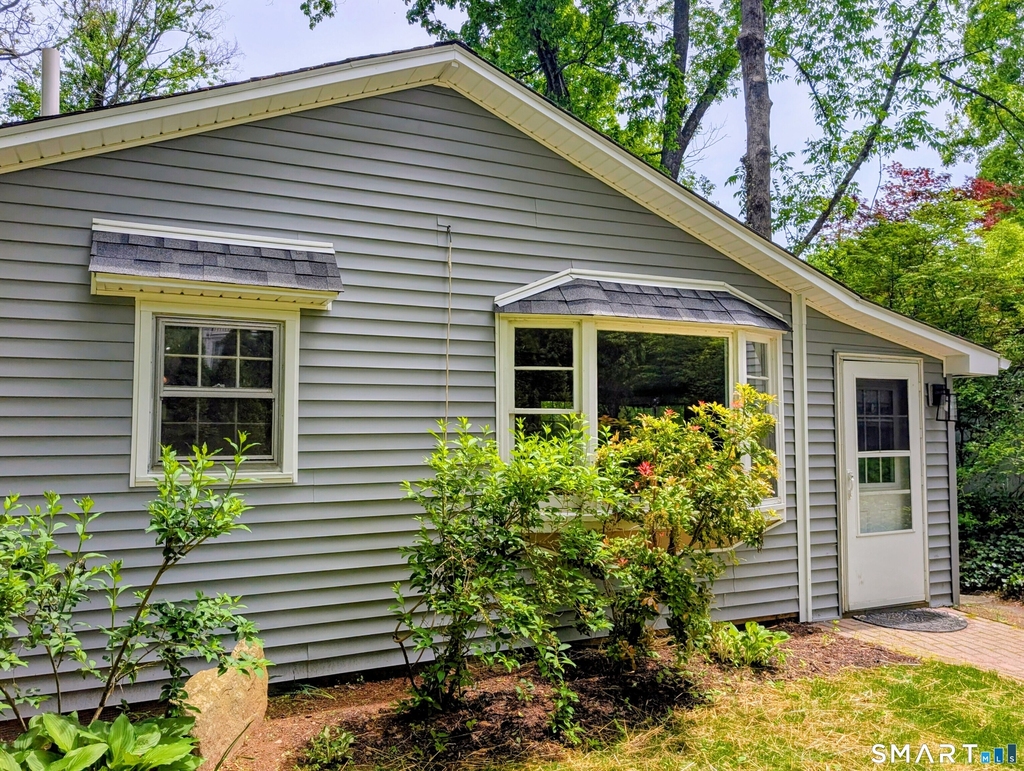 173 Daly Road - Photo 1
