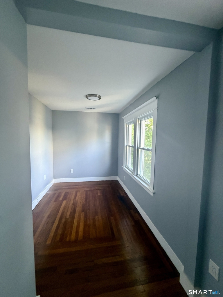 32 Alstrum Street - Photo 7
