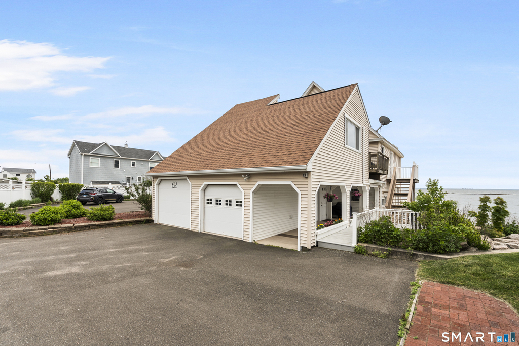 62 Cosey Beach Avenue - Photo 0