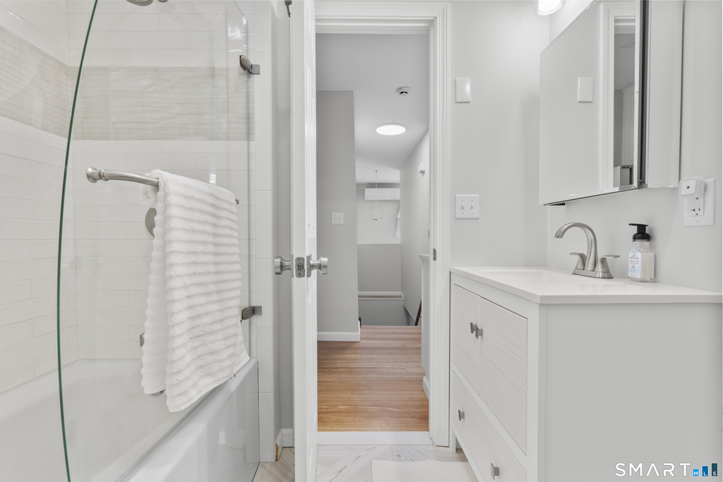 62 Cosey Beach Avenue - Photo 12