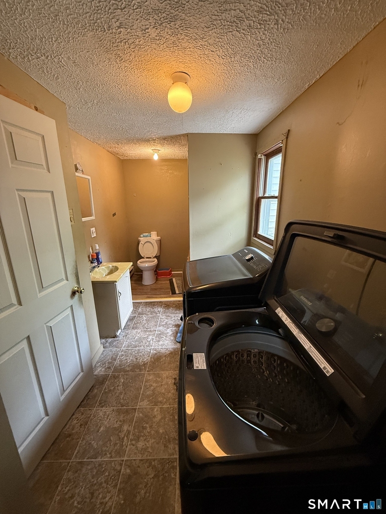 56 Ingraham Place - Photo 11