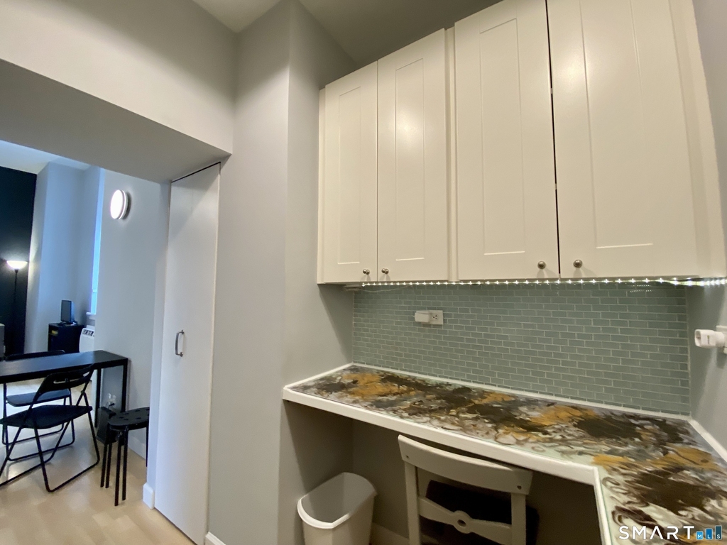 124 Court Street - Photo 7