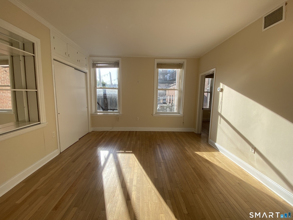 268 College Street - Photo 1