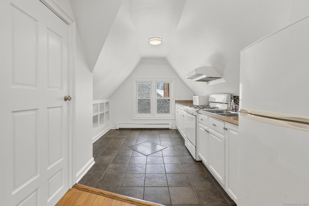 48 Lockwood Avenue - Photo 7