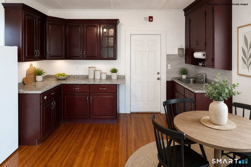 125 Columbia Street - Photo 4