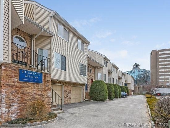 33 Pleasant Street - Photo 0