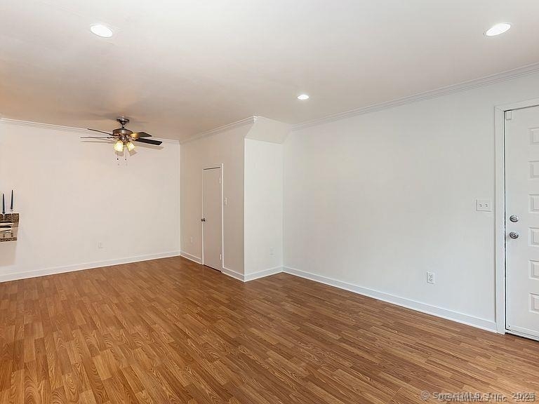 33 Pleasant Street - Photo 4