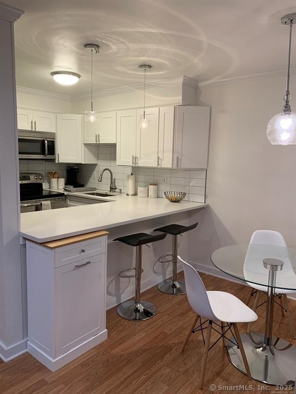 33 Pleasant Street - Photo 2