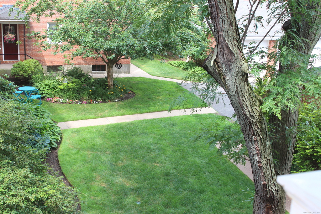 888 Farmington Avenue - Photo 21