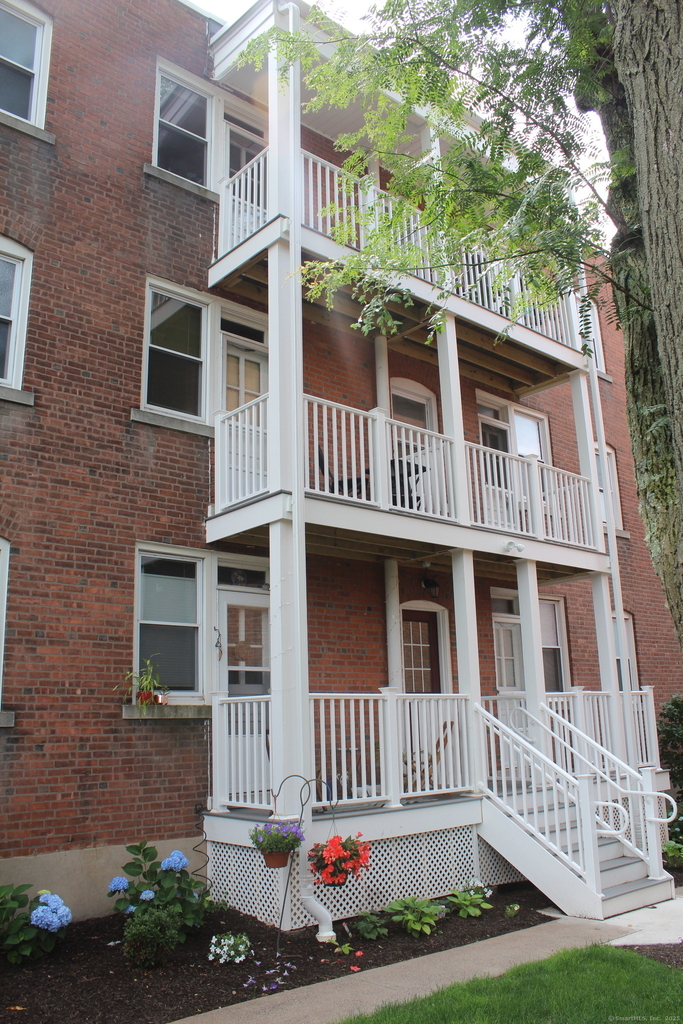 888 Farmington Avenue - Photo 24