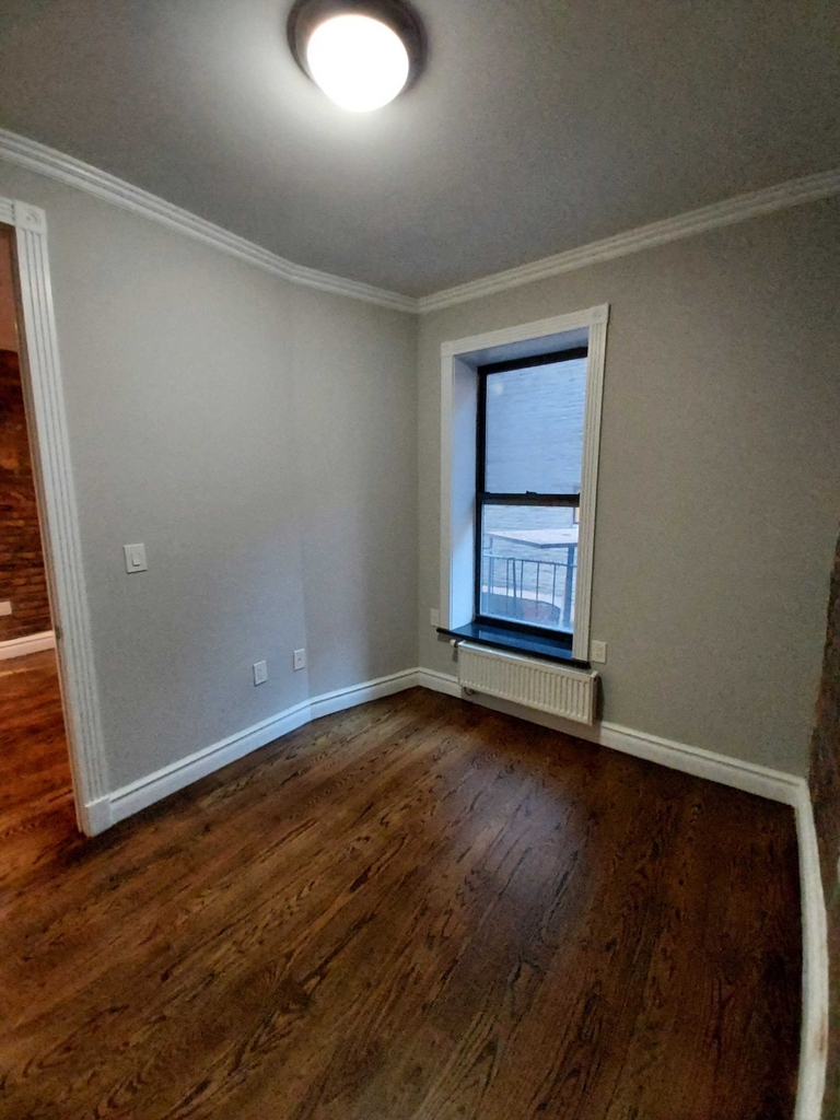 13th Street & 1st Avenue  - Photo 5