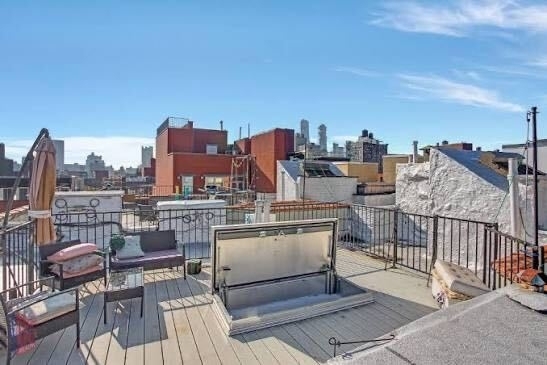 Mott & Prince Street - Photo 3