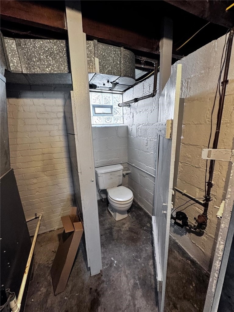 2308 Starkamp St - Photo 18