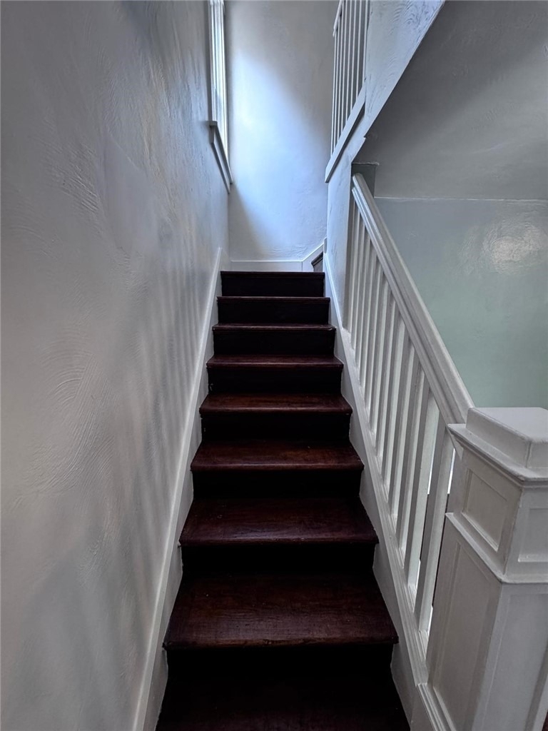 2308 Starkamp St - Photo 7