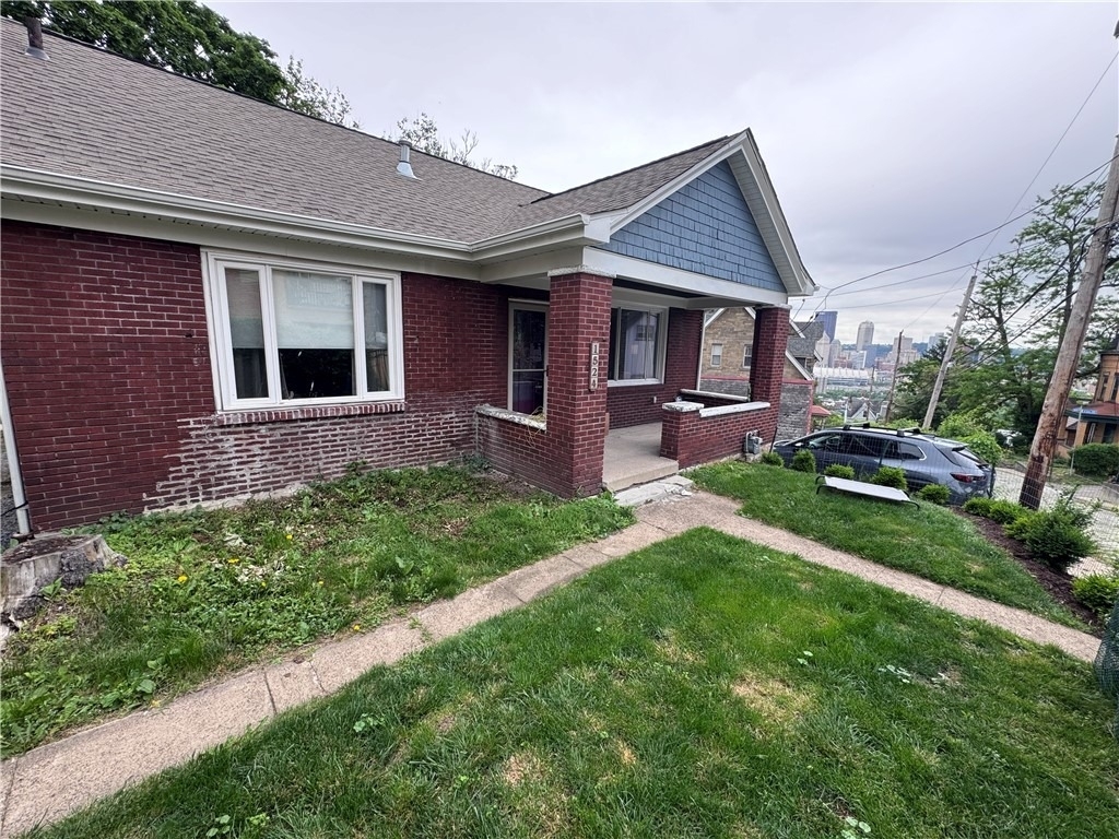 1524 Warren St - Photo 2