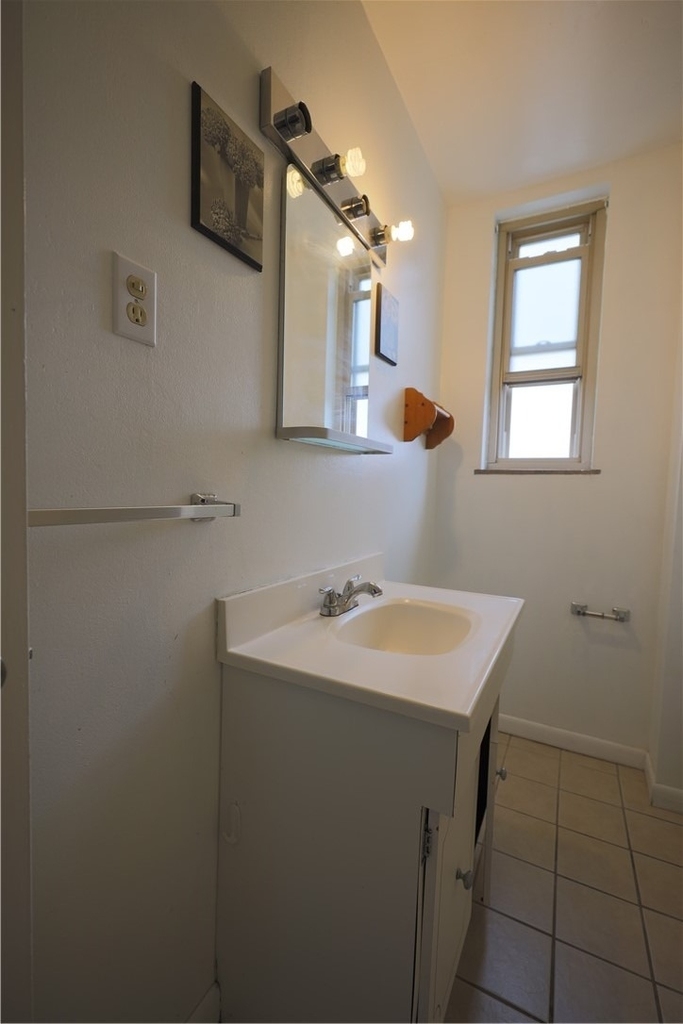 144 N Dithridge St - Photo 16