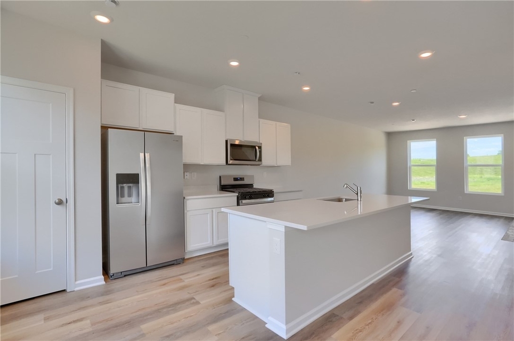 311 Alliance Drive - Photo 14