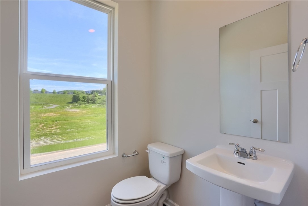 311 Alliance Drive - Photo 7