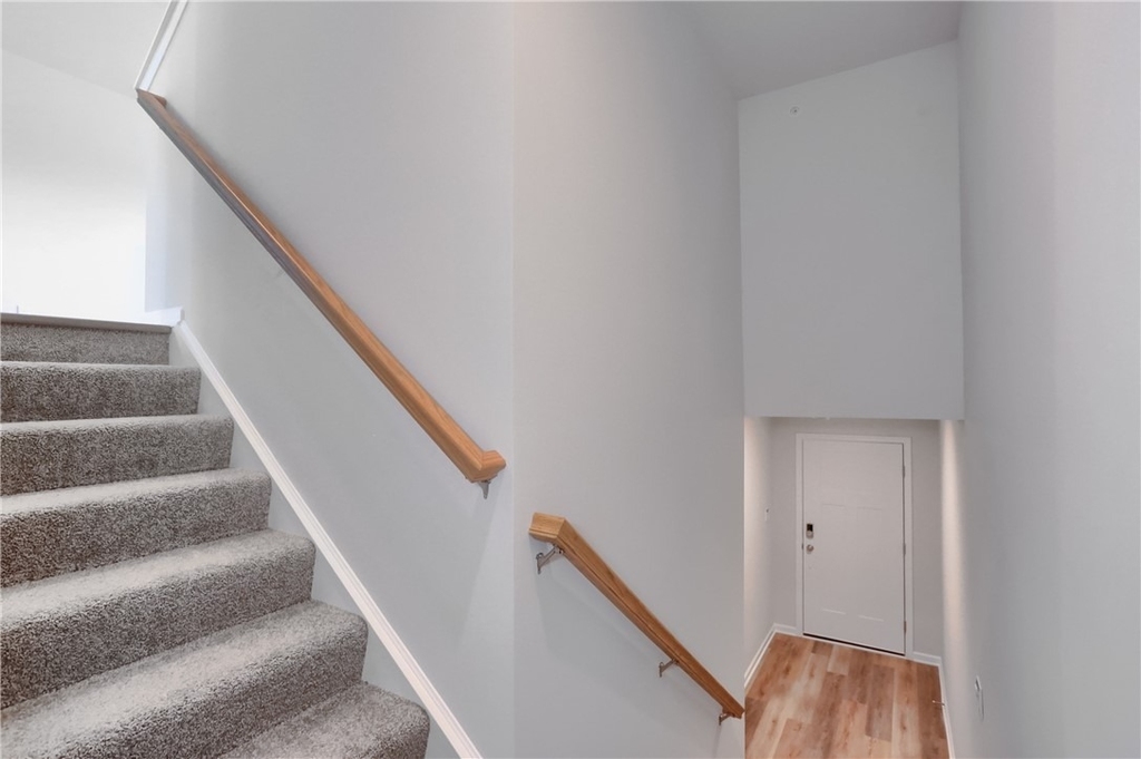 311 Alliance Drive - Photo 4