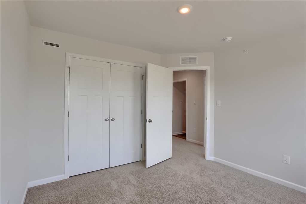 311 Alliance Drive - Photo 23