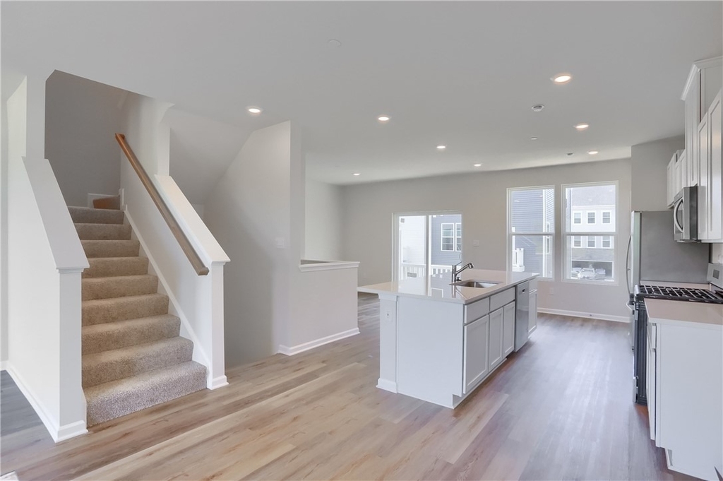 311 Alliance Drive - Photo 11
