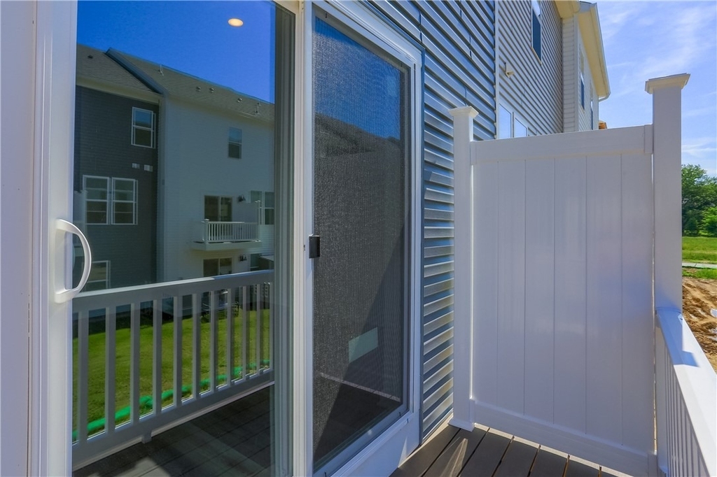 311 Alliance Drive - Photo 5