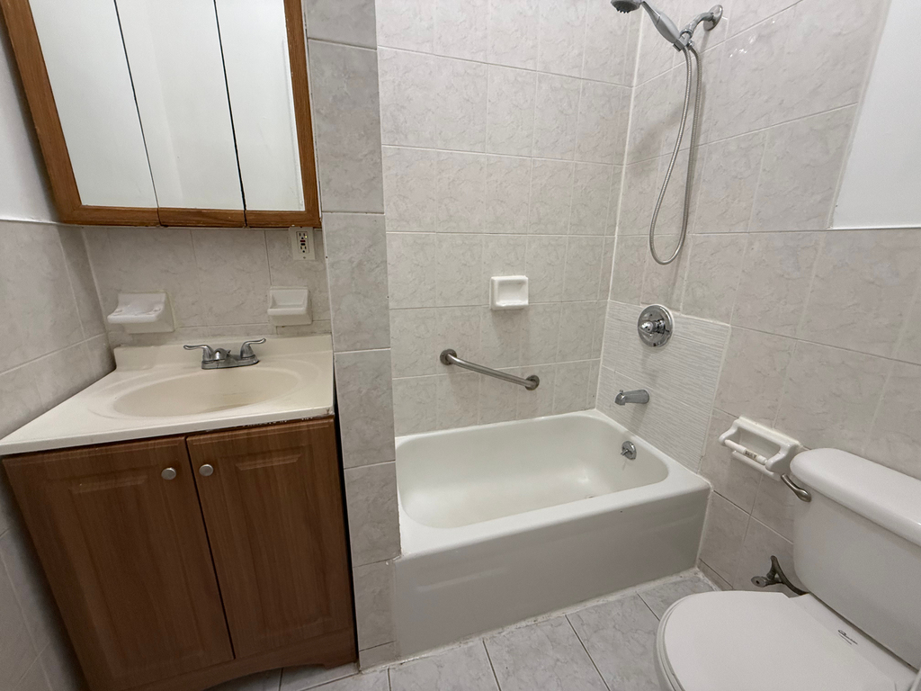 228 Covert Street - Photo 9