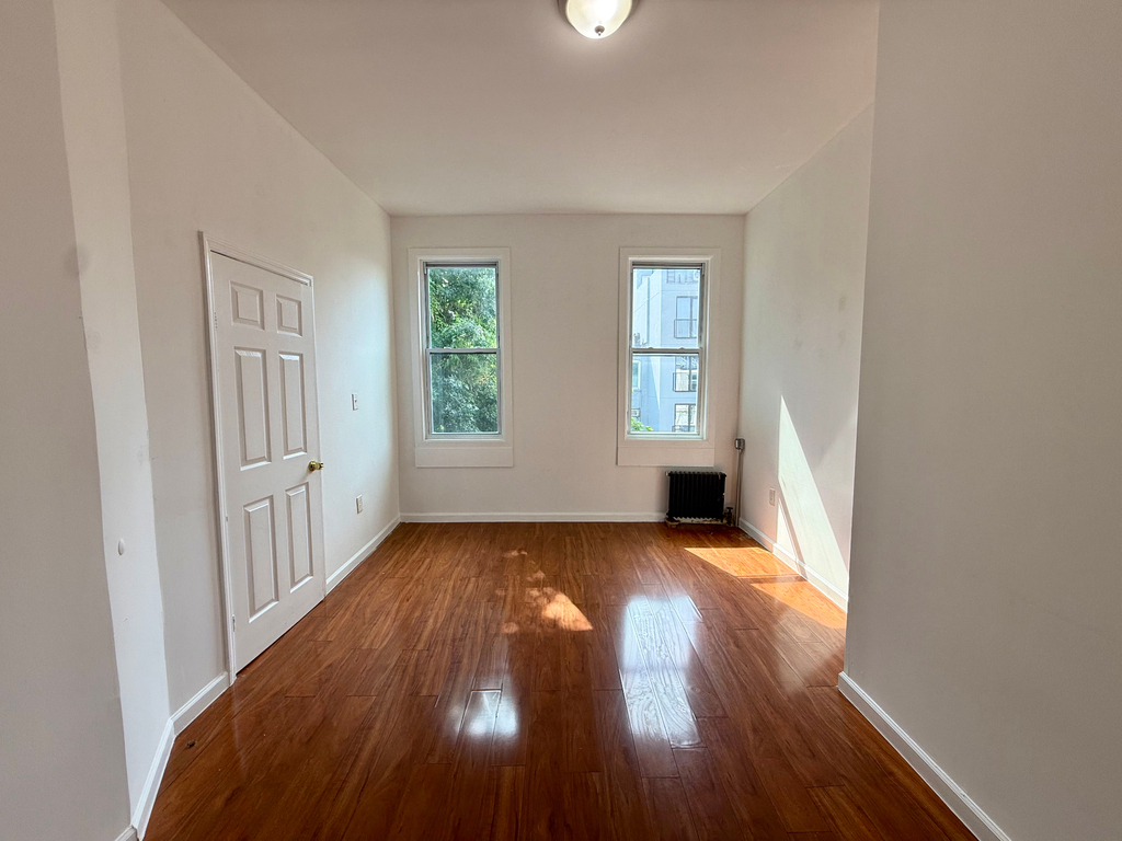 228 Covert Street - Photo 15