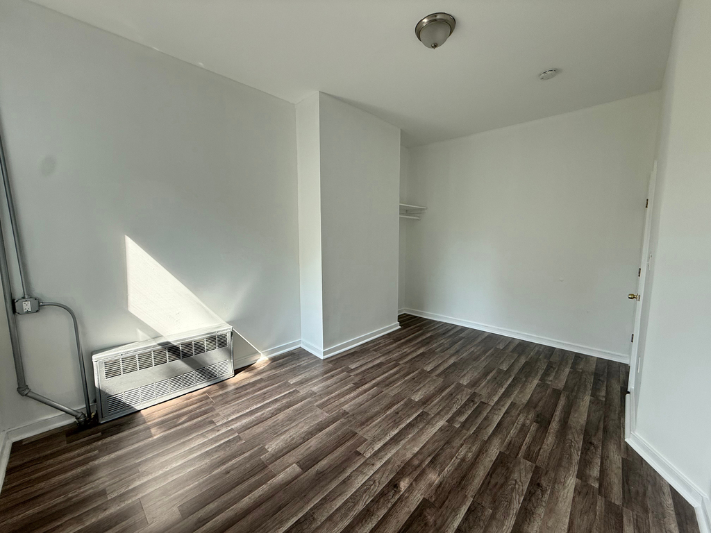 228 Covert Street - Photo 6