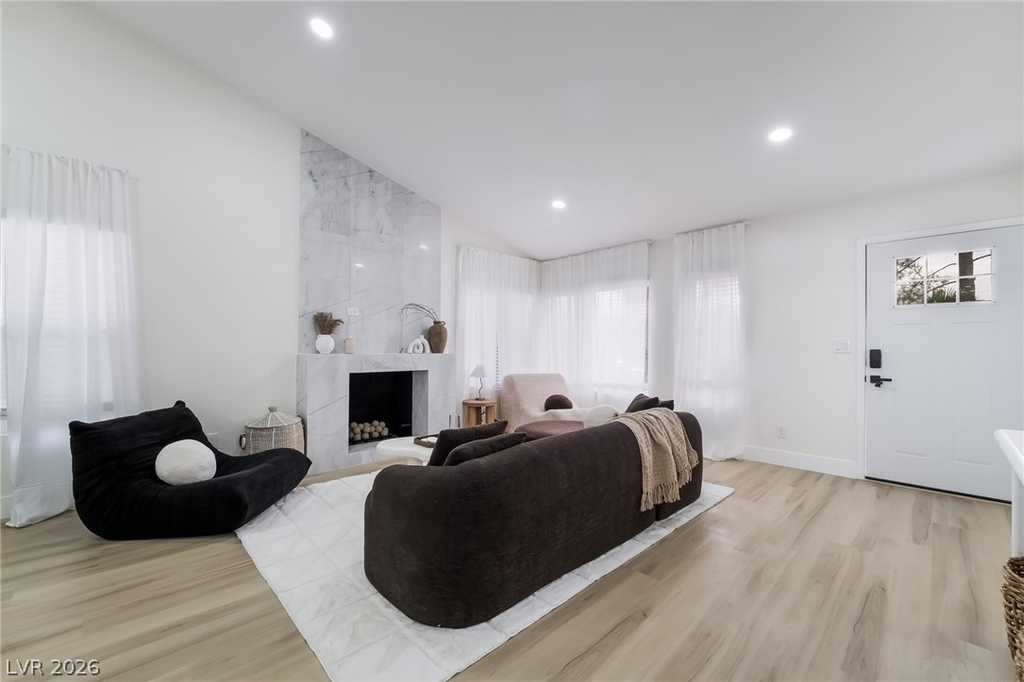 3138 Belvedere Drive - Photo 3