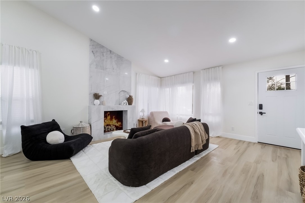 3138 Belvedere Drive - Photo 2