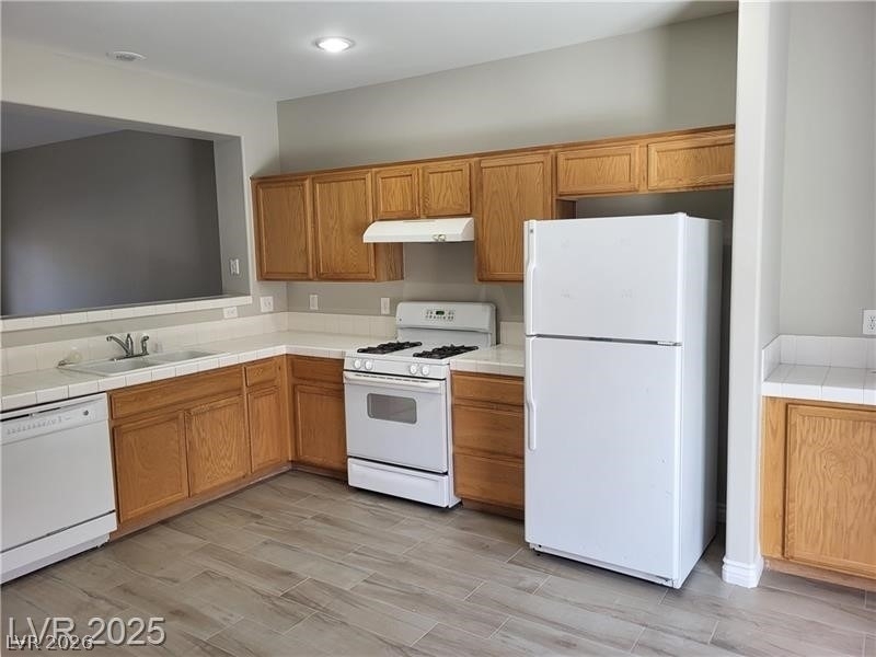 7531 Redwood Point Street - Photo 1