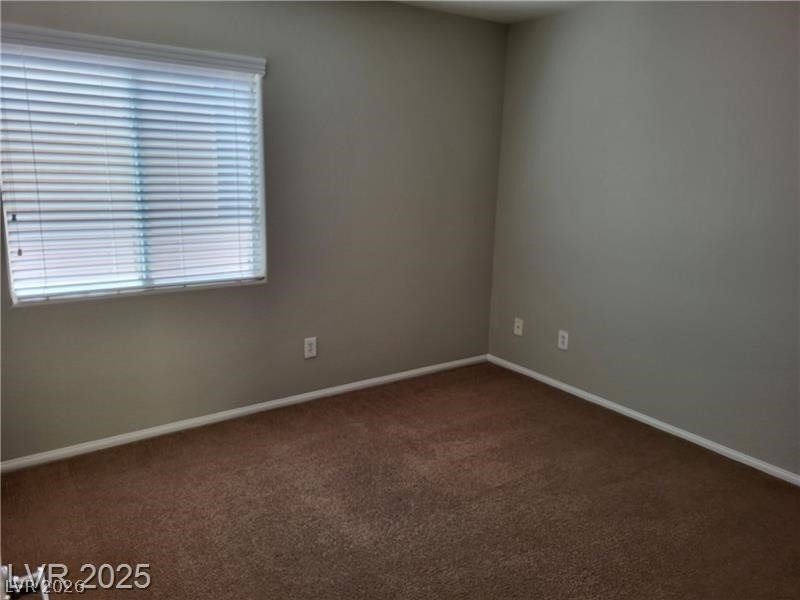 7531 Redwood Point Street - Photo 9