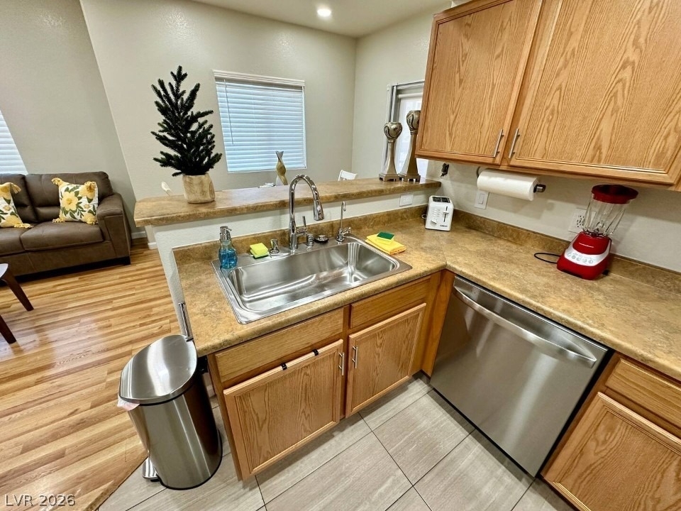 9580 W Reno Avenue - Photo 6
