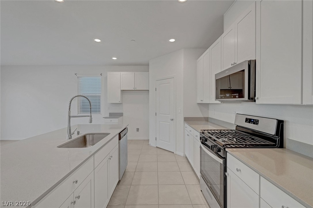 8454 Vacarez Drive - Photo 14
