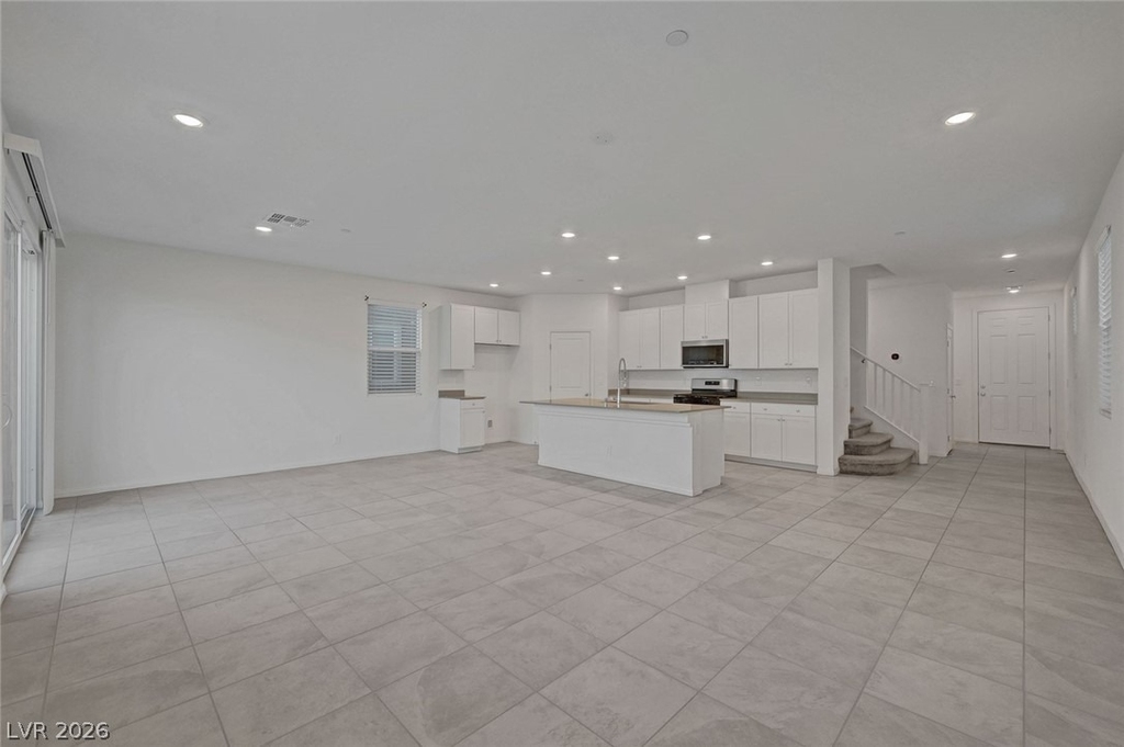 8454 Vacarez Drive - Photo 9