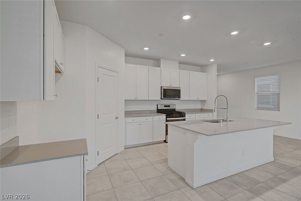 8454 Vacarez Drive - Photo 16