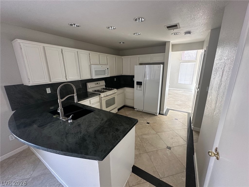 1813 Battle Born Drive - Photo 21