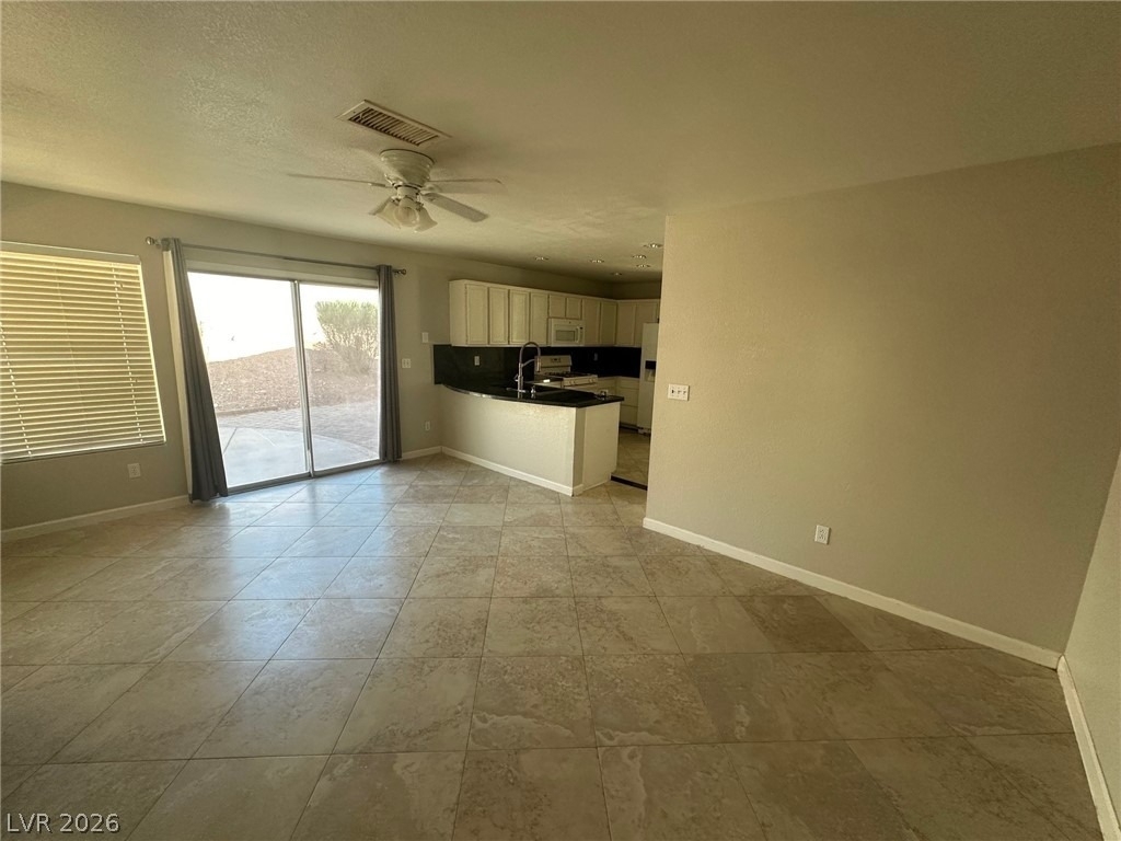 1813 Battle Born Drive - Photo 31