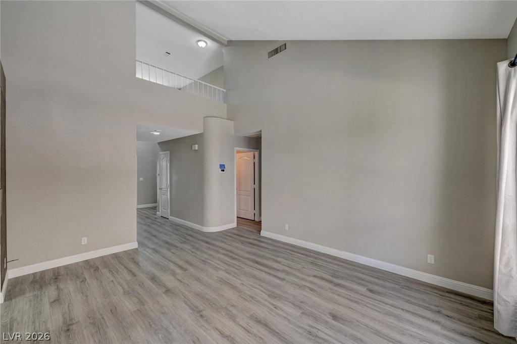 9421 Valley Hills Avenue - Photo 7