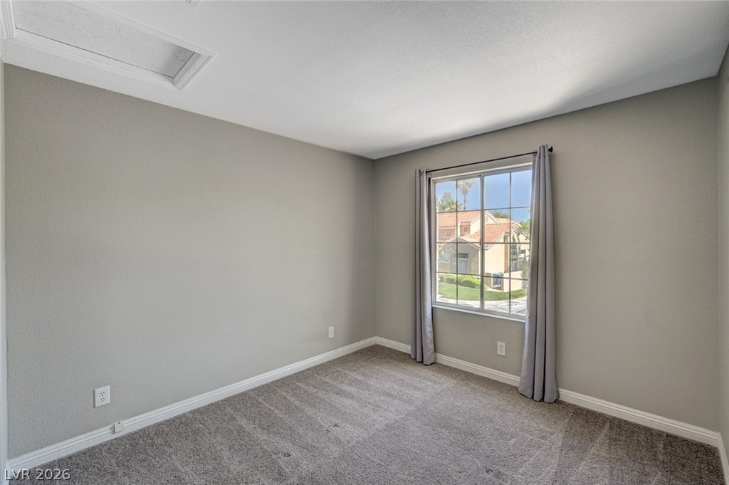 9421 Valley Hills Avenue - Photo 43