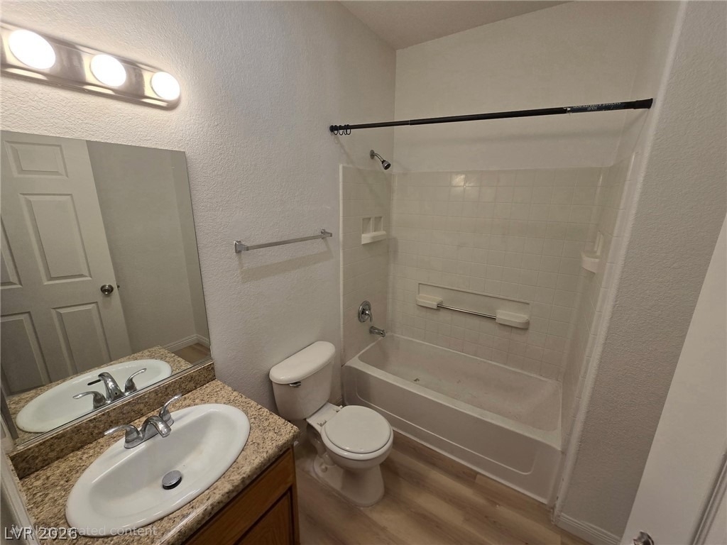 4730 E Craig Road - Photo 4