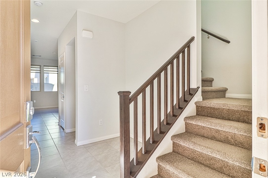 9220 Far Side Avenue - Photo 4