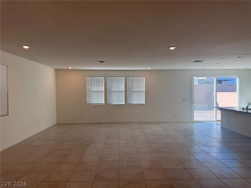 5961 Bruselas Street - Photo 14